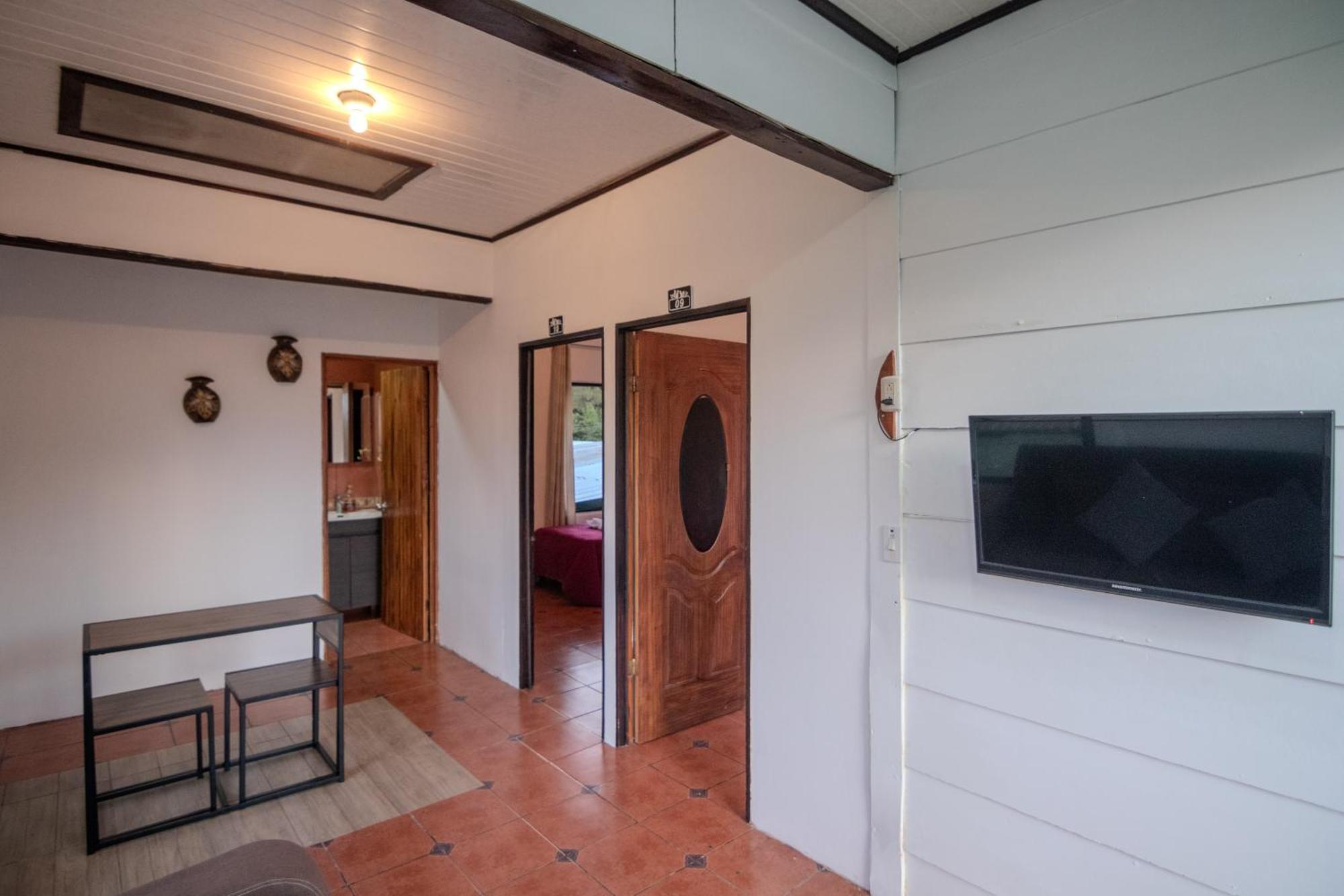 Hotel Las Ardillas Monteverde Exterior photo